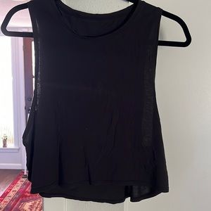 Lululemon cut back crop tank black